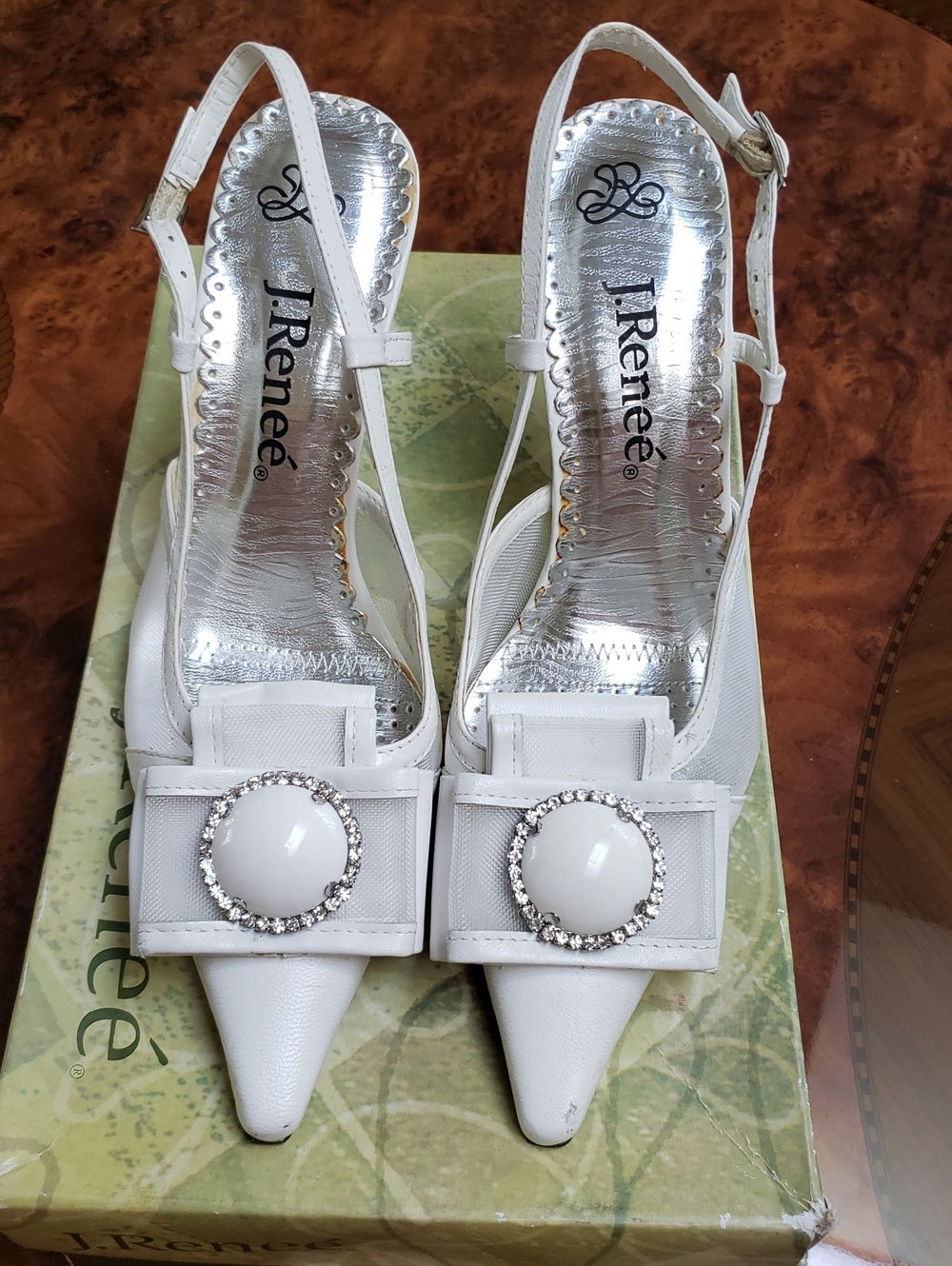 J.Renee White Slingback Heels with Rhinestone Accent. New w/Unperfection Sz.6.5